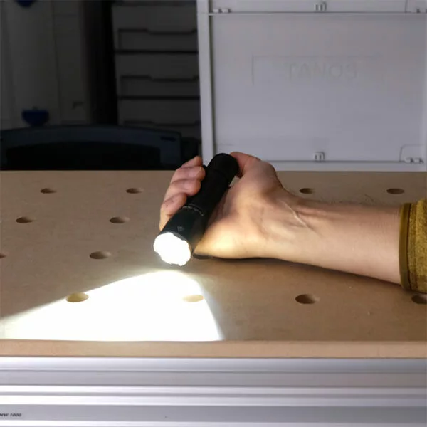 Boating Flashlights Fenix TK16 V2.0 High Performance Flashlight | 3100 Lumens - Image 2