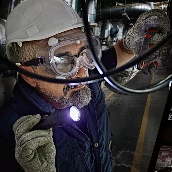 Fenix WF30RE Intrinsically Safe Rechargeable Flashlight | Fenix Distributor - Image 6