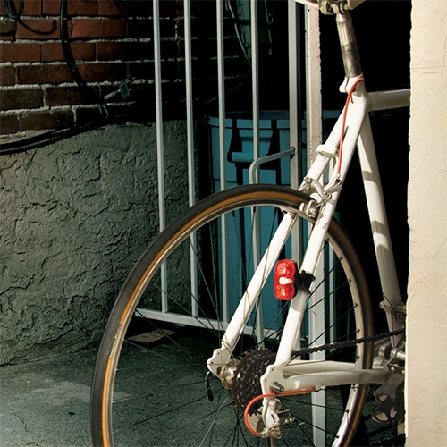 Cycling Flashlights And Headlamps Princeton Tec Swerve Bike Light - Image 3