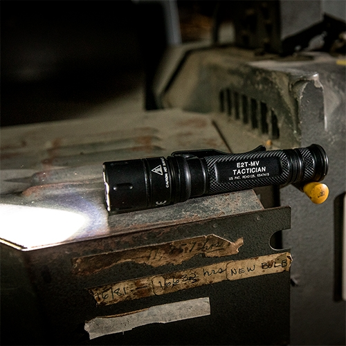 Flashlights For Outdoor Sports SureFire Tactician Dual Output Flashlight | 800 Lumens - Image 3
